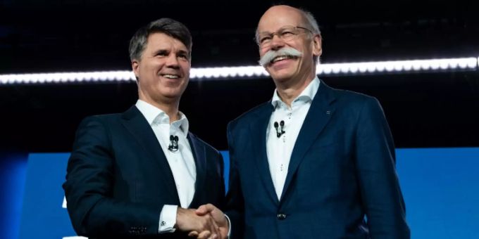 BMW-Chef Harald Krüger und Daimler-Chef Dieter Zetsche BMW-Chef Harald Krüger und Daimler-Chef Dieter Zetsche