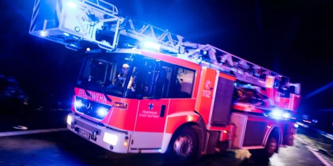 Feuerwehrauto im Einsatz Einfamilienhaus Zofingen