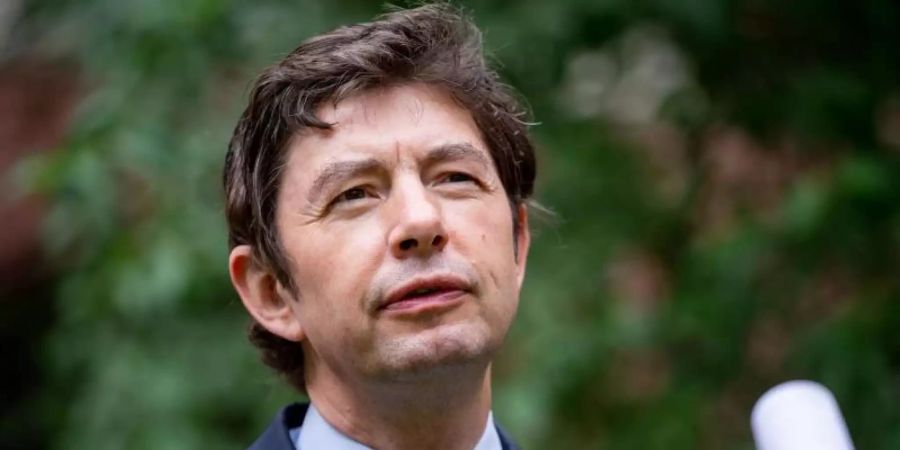 In Deutschland gibt es bekannte Betroffene, die massive Anfeindungen selbst öffentlich gemacht haben. Unter anderem der Virologe Christian Drosten. Foto: Kay Nietfeld/dpa