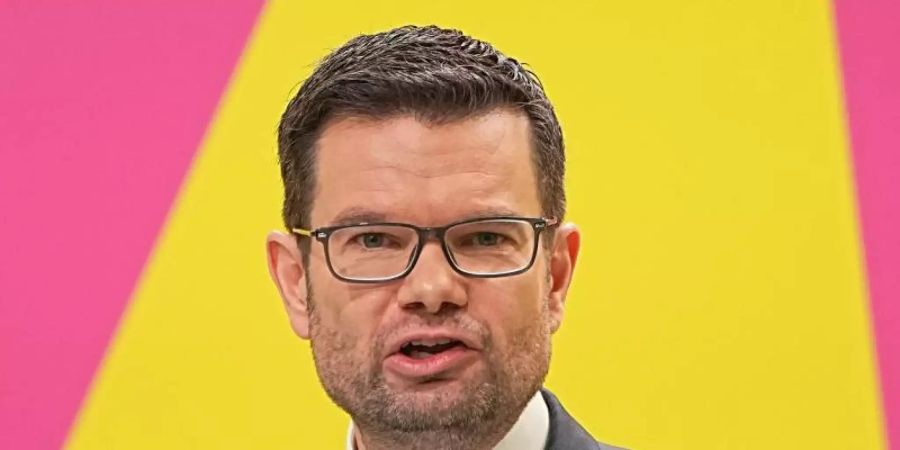 Justizminister Marco Buschmann: «Unser Rechtsstaat muss entschlossen gegen die Täter vorgehen». Foto: Michael Kappeler/dpa