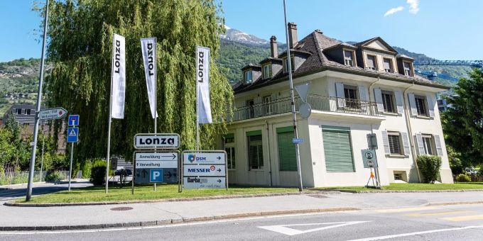 Lonza Group: Bau Einer Neuen Kommerziellen Grossanlage In Stein AG