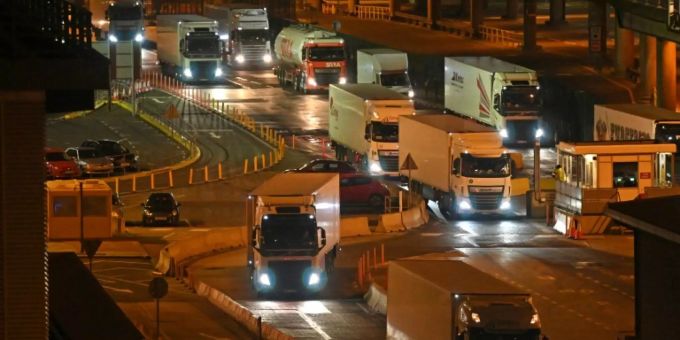 Wiesbaden - Lkw-Fahrer verdienen nur unterdurchschnittlich