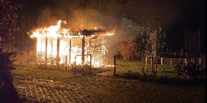 Brand Gartenlaube