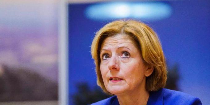 Zu viele Impfskeptiker, besorgniserregende Radikalisierung der Massnahmen-Gegner: Malu Dreyer spricht von «riesigen» Herausforderungen in der Pandemie. Foto: Andreas Arnold/dpa Zu viele Impfskeptiker, besorgniserregende Radikalisierung der Massnahmen-Gegner: Malu Dreyer spricht von «riesigen» Herausforderungen in der Pandemie. Foto: Andreas Arnold/dpa
