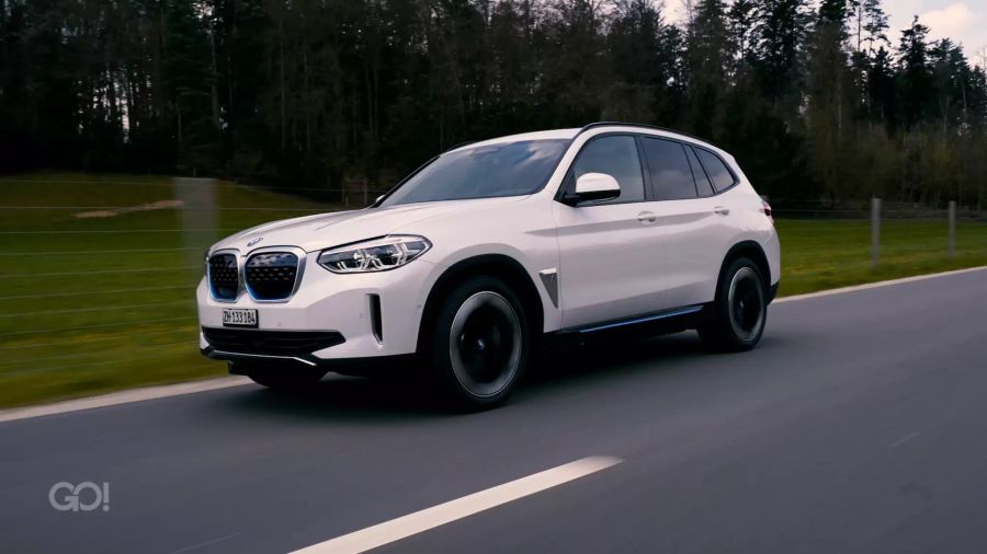 BMW iX3