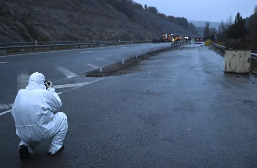 At least 45 people killed in bus fire on highway in Bulgaria