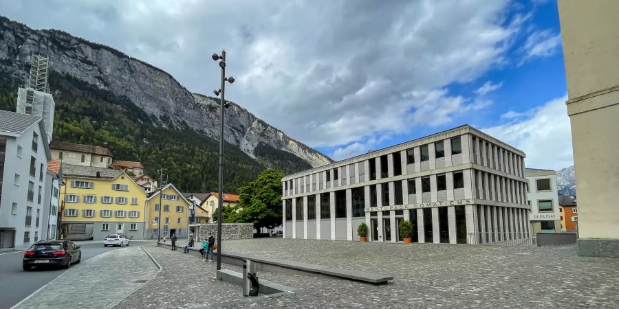 Das Kulturzentrum Sentupada Domat/Ems.