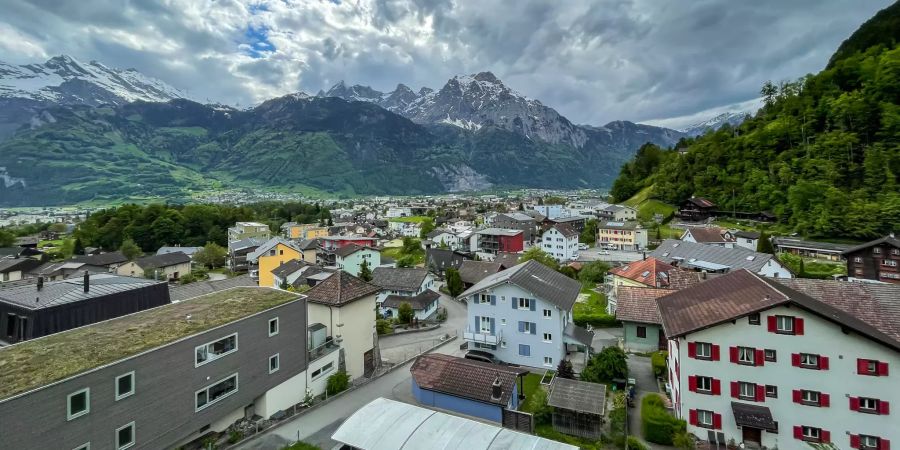 Ausblick über die Gemeinde Bürglen (UR).