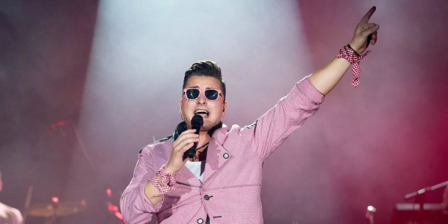 Andreas Gabalier spricht sich lautstark gegen Homophobie aus.