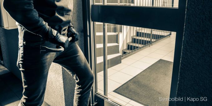 Rapperswil-Jona SG: Einbruch in Büro. Rapperswil-Jona SG