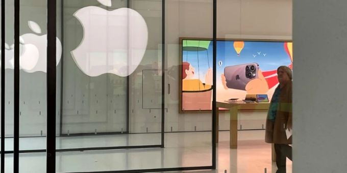 Geschäftsfiliale von Apple in den USA. Apple Schadenersatz