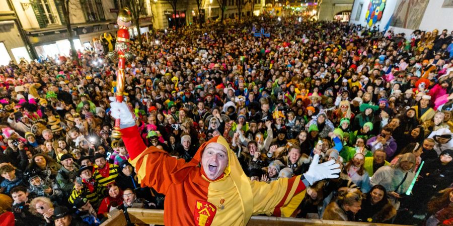 urknall luzerner fasnacht