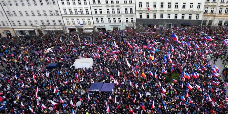 Demonstranten in Prag