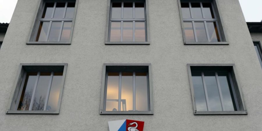 Ein Mann, der in Wädenswil seine Mutter umgebracht haben soll, schwieg vor dem Bezirksgericht Horgen. (Archivbild)