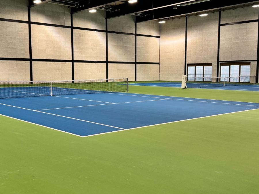 Indoor-Tennisplätze