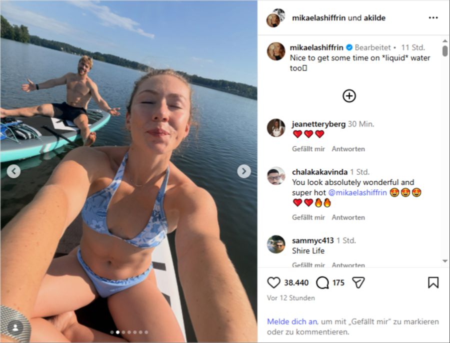 Auch auf «flüssigem» Wasser machen die Ski-Profis eine gute Figur.