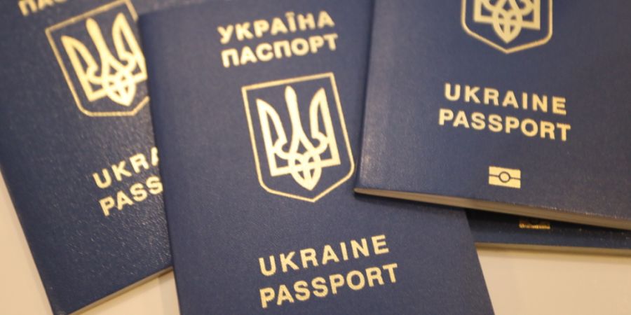 Graubünden strebt aufgrund der ukrainischen Geflüchteten eine Gesetzesänderung an, welche Mehrkosten bei der Sozialhilfe verhindern soll. (Symbolbild)