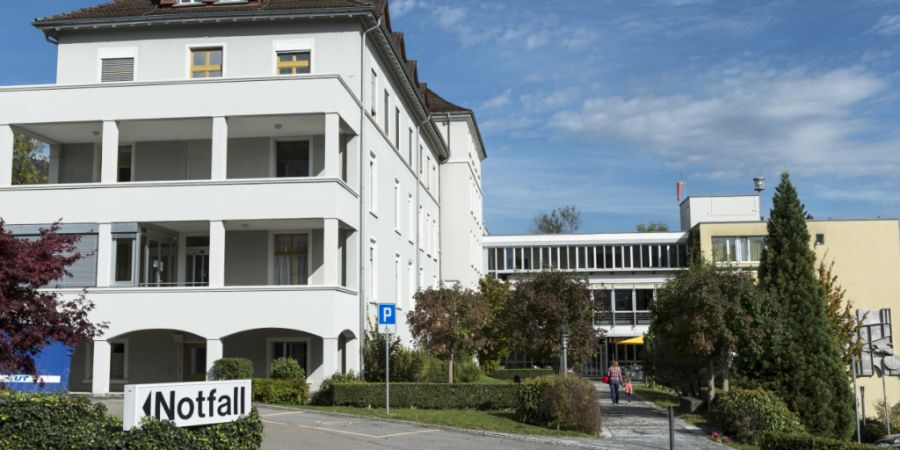 Mit der Schliessung des Spitals in Altstätten ist die 2020 beschlossene St. Galler Spitalstrategie weitgehend umgesetzt. Abstriche gibt es bei der Notfallversorgung. (Archivbild)