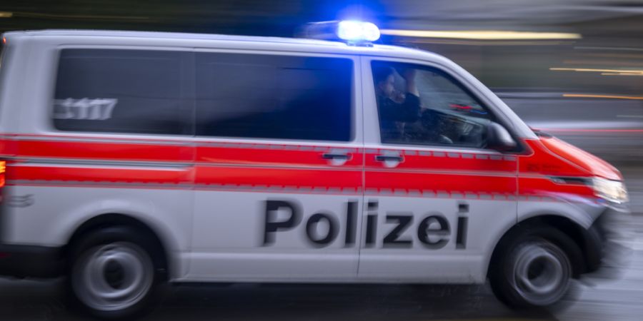 Der Ustermer Stadtrat untersucht finanzielle Unregelmässigkeiten bei der Stadtpolizei. An deren Ursprung steht ein Blitzer, der 1,1 Million Franken einbrachte. (Symbolbild)