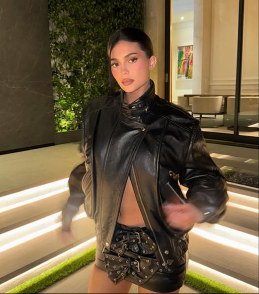 Kylie Jenner ist die jüngste Schwester von Kim Kardashian.