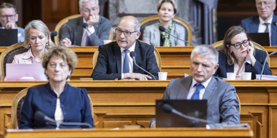 Die Diskussion über verfahrenstechnische Fragen rund um die Referendumsfrage bei den EU-Verträgen im Ständerat bot einen Vorgeschmack auf die im Herbst folgende Marathondebatte.