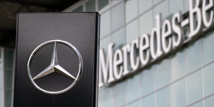 Erstmals seit drei Jahren verbucht Mercedes-Benz in einem Quartal wieder Gewinn. (Archvbild)