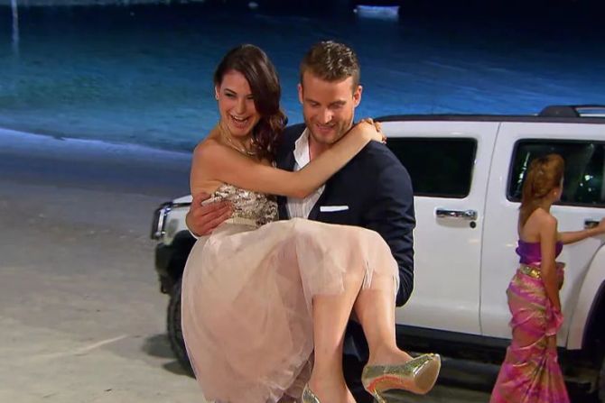 Janosch Nietlispach als Bachelor