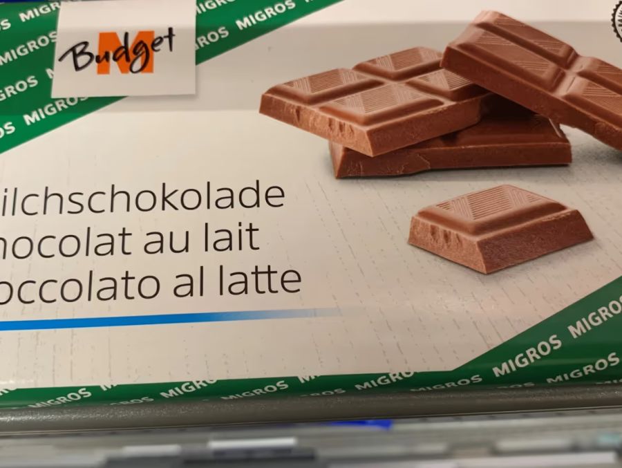 Nur schwer verdauen konnten Kundinnen, dass die Migros für eine beliebte Billig-Schoggi mehr Geld verlangt.