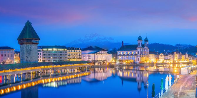 Luzern Nacht Licht Berg
