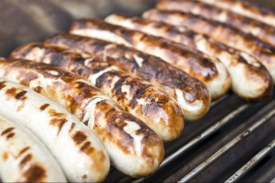 Abgebildet ist auf dem Werbeplakat nicht annähernd eine Olma-Bratwurst.