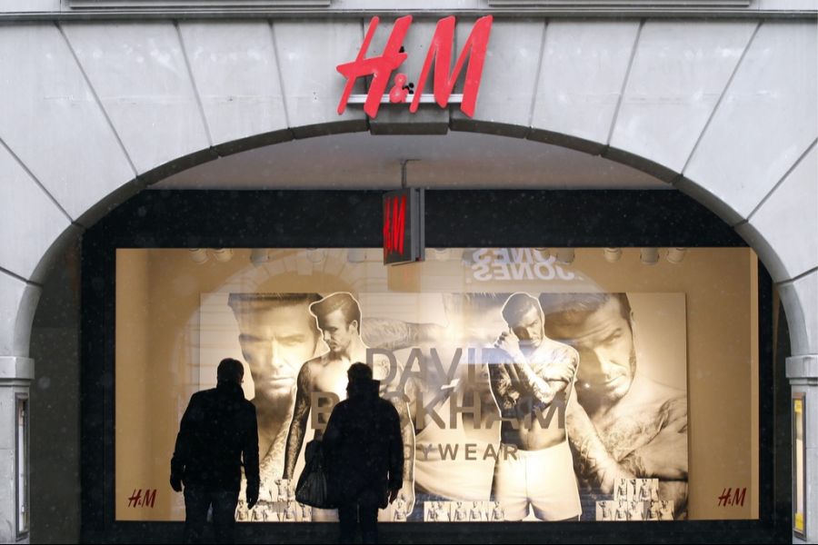 Besonders viel teurer sind Produkte von H&M und Zara.