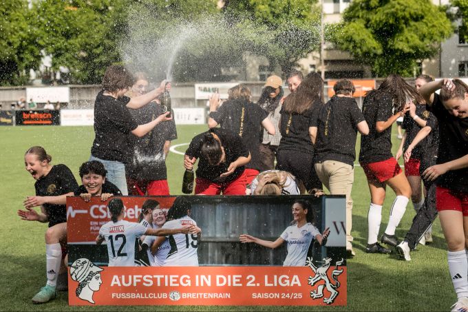Nach dem Abpfiff kannte der Jubel keine Grenzen. fc breitenrain