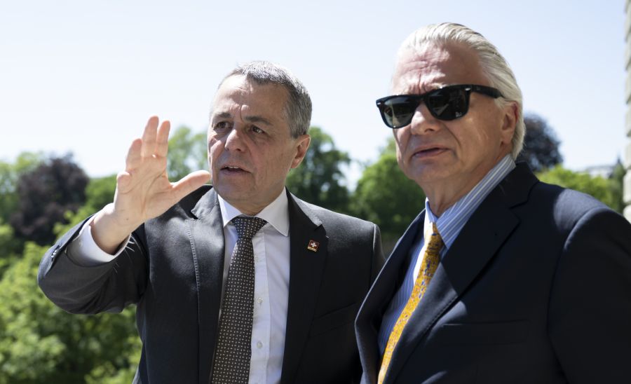 Ignazio Cassis, hier im Bild mit Costa Ricas Aussenminister, war 2024 der Bundesrat mit den meisten Flugstunden.