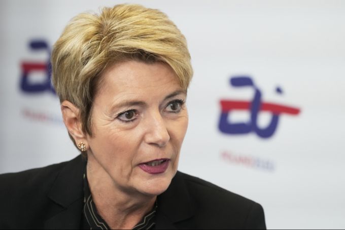 Karin Keller-Sutter und der Bundesrat erhalten im Umgang mit Donald Trump gute Noten. Karin Keller-Sutter