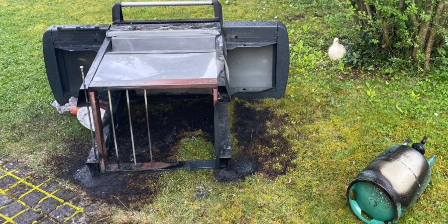 Brand von Gasgrill