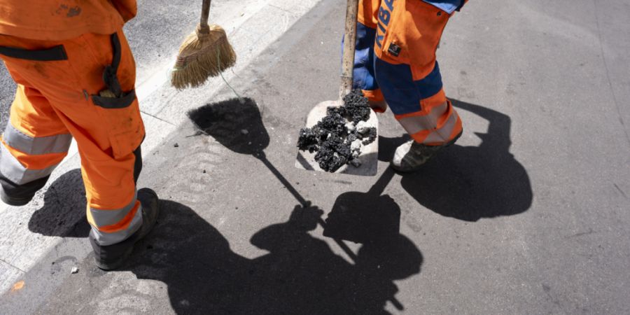 Der Kanton Aargau will am Strassennetz arbeiten, um die Region Suhr entlasten zu können. (Symbolbild)