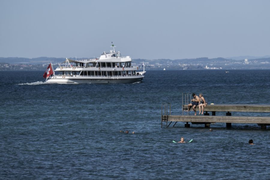 Der Kunde bemerkte immer wieder Fahrten zu einer privaten Adresse am Bodensee. (Symbolbild)