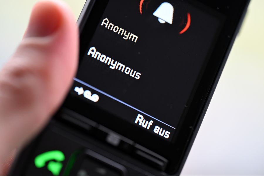 Ergänzend kommen andere mögliche Strafen für Betrüger hinzu. (Symbolbild)