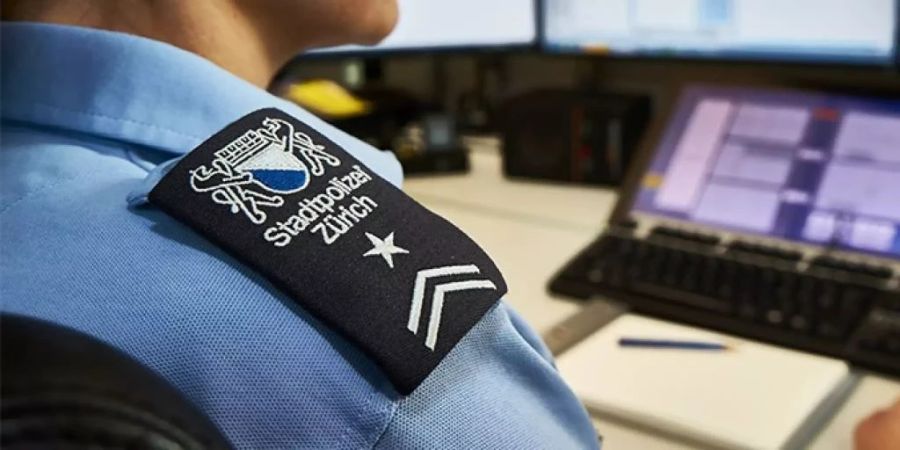 Die Stadtpolizei Zürich bestätigt, dass entsprechende Meldungen eingegangen sind.