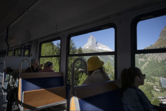Zermatt spürt nach dem Unwetter einen «Zuwachs an Stornierungen» von Touristen. unwetter zermatt