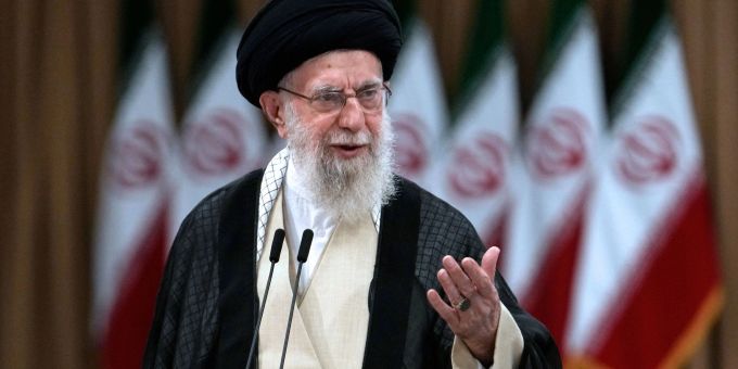 Staatsoberhaupt Ajatollah Ali Chamenei wies Vorwürfe systemischer Korruption stets kategorisch zurück. (Archivbild) Ali Chamenei