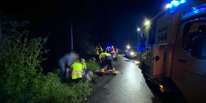 Dornach: Frau wird nach Selbstunfall von Fahrzeug erfasst und verletzt. Frau erfasst.