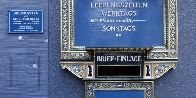 Der Briefkasten des Architekten Melchior Berri (1801-1854), dem Schöpfer des Basler Dybli, Briefkasten