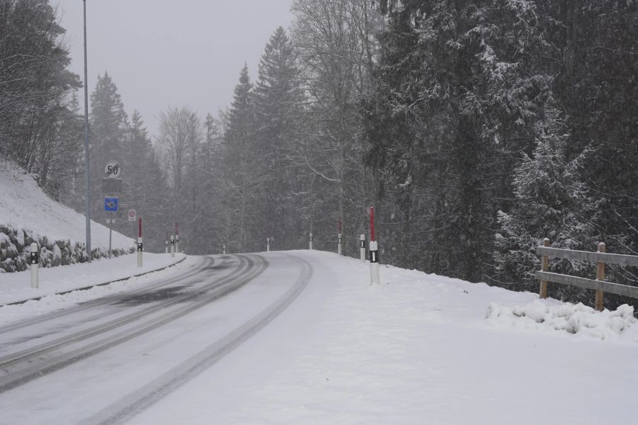 Auch hier sind die Strasse schon ganz weiss.