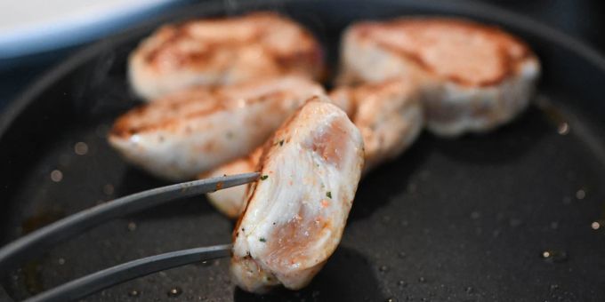 Herr und Frau Schweizer sollen weniger Fleisch essen. (Symbolbild) Fleisch