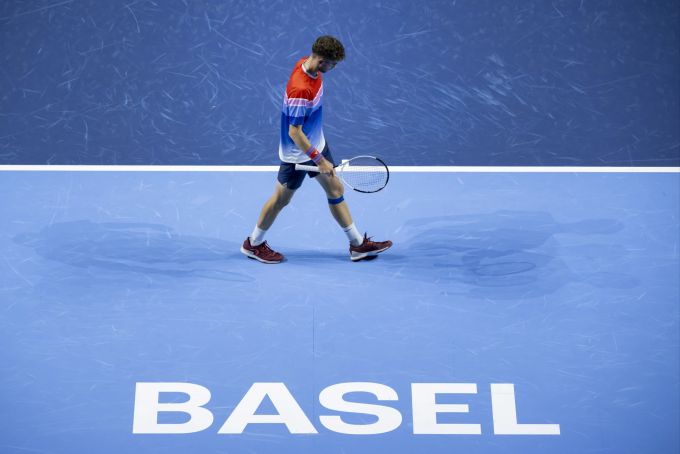Jérôme Kym unterliegt an den Swiss Indoors nur knapp. Jérôme Kym Swiss Indoors