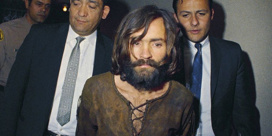 Eine Doku-Serie über Charles Manson enthält bisher unveröffentlichte Telefonate mit dem früheren Sektenführer. (Archivbild)