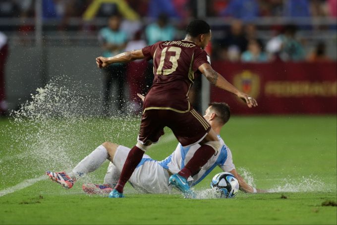 Lionel Messi and Gauchos only 1-1 against Venezuela, Brazil wins