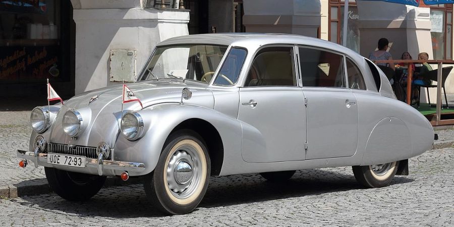 Tatra 87