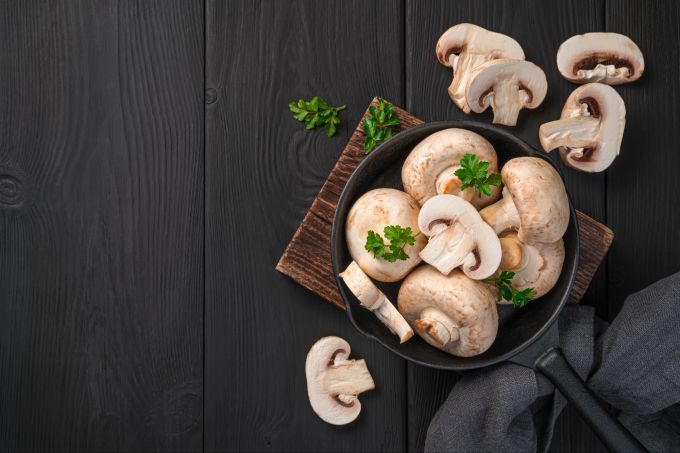 Beta-Glucane kommen in Pilzen vor. Sie senken den Cholesterinspiegel. Pilze